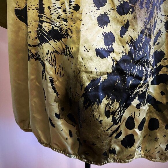 Faded Glory - Green Satin Front Cheetah front Top - Picture 4 of 6